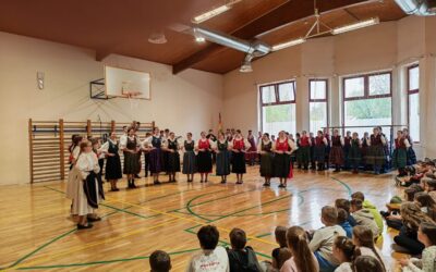 Folklor u našoj školi